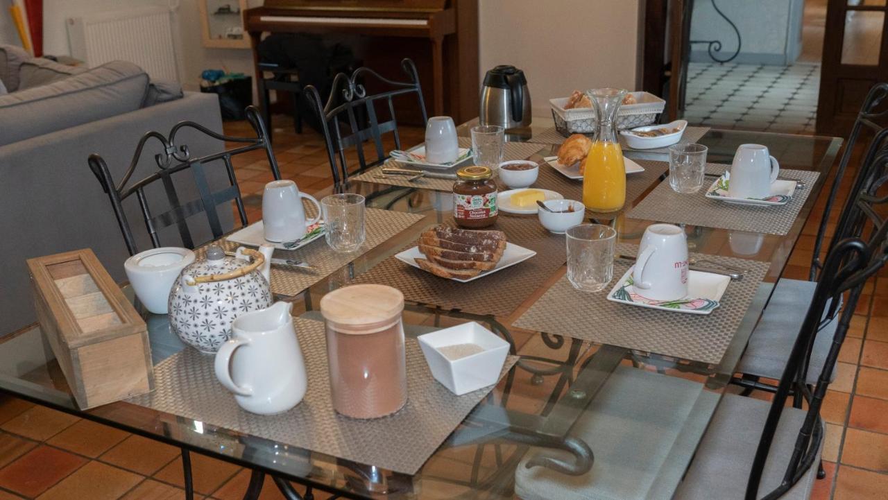 Domaine De La Basse Orme Bed and Breakfast Les Iffs Εξωτερικό φωτογραφία